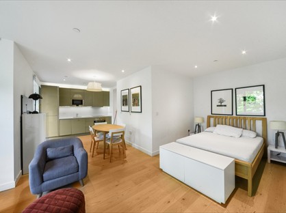 Studio Flat, Victory Place, SE17