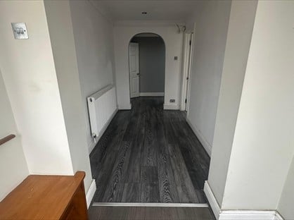 6 Bed Semi-Detached House, Ember Road, SL3