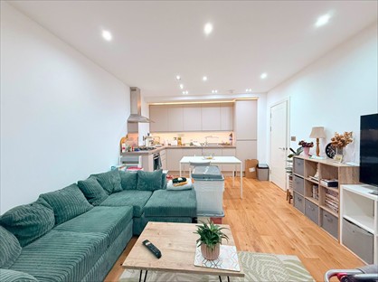 1 Bed Flat, High Street, HA4