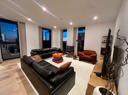 3 Bed Flat, Merino Gardens, E1W