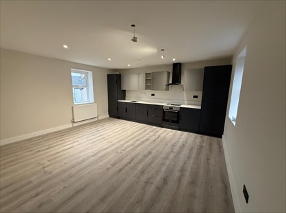 1 Bed Flat, London Road, TN13