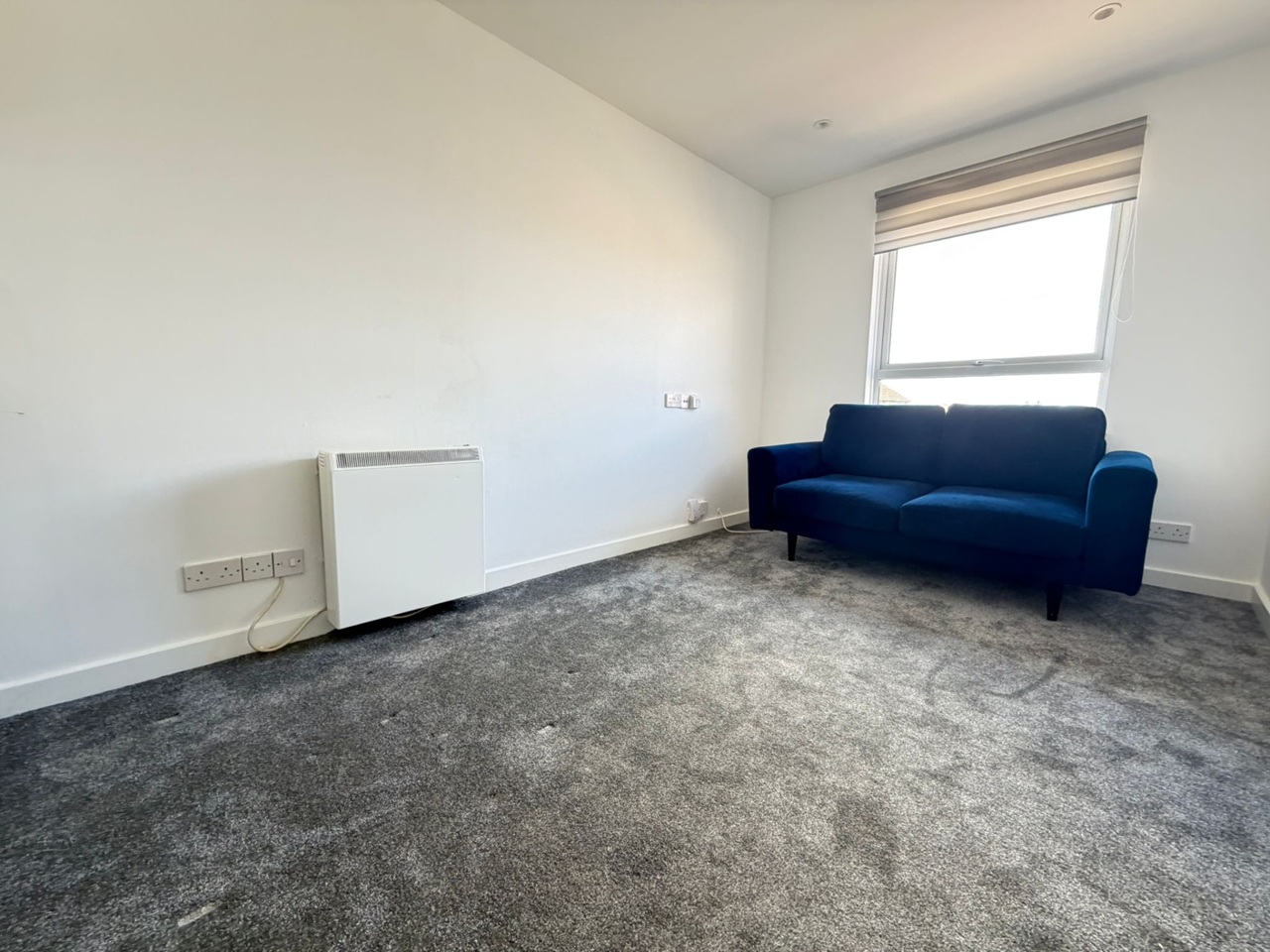 Reading - 1 Bed Flat, Tilehurst, RG31 - To Rent Now for £950.00 p/m