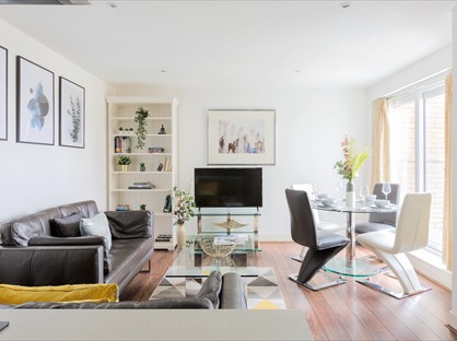 2 Bed Flat, Napier House, W3