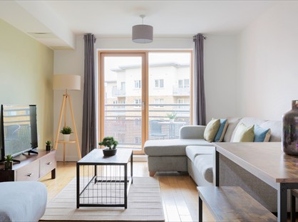 1 Bed Flat, Bow Bell Tower, E3