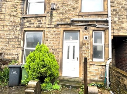 3 Bed Terraced House, Leeds Road, HD2