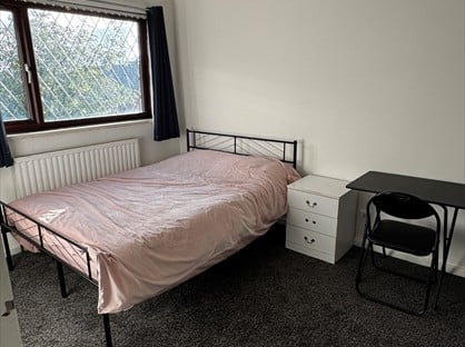 Room in a Shared House, St John's Road, LS3