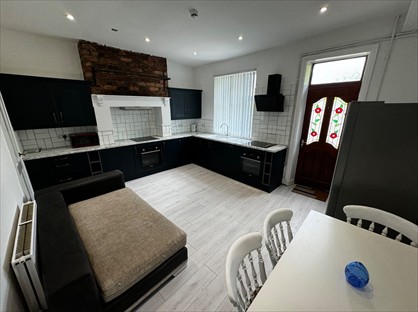 Room in a Shared House, Carr Lane, BD18