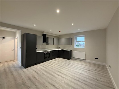 2 Bed Flat, London Road, TN13