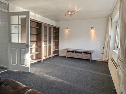 2 Bed Flat, Hamilton Place, NE4