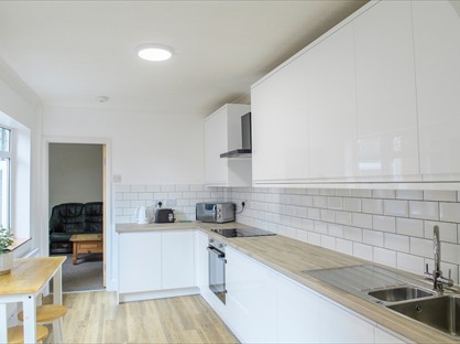 5 Bed Terraced House, Nelthorpe Street, LN5