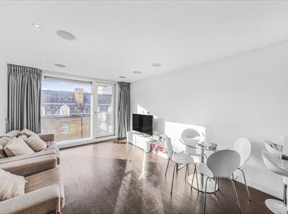 1 Bed Flat, Moore House, SW1W