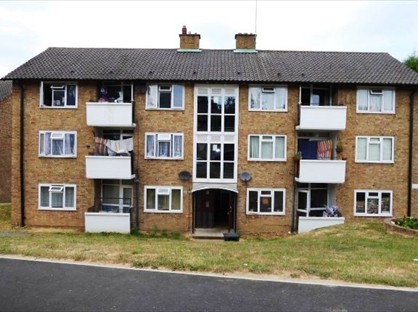 2 Bed Flat, Garrison Lane, KT9