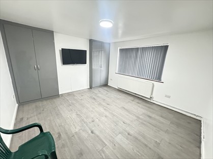 3 Bed Terraced House, George Street, TW3