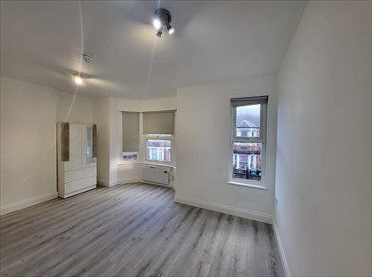 Studio Flat, Marlborough Road, WD18