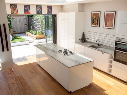 3 Bed Terraced House, North Finchley, N12