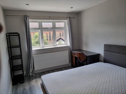 Room in a Shared House, Vernon Road, SM1