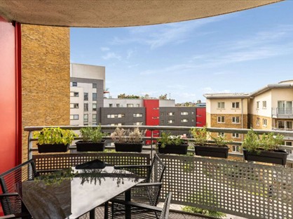 2 Bed Flat, Cuthbert Bell Tower, E3