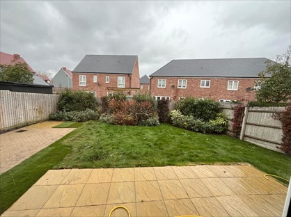 4 Bed Semi-Detached House, Baker Road, CM1