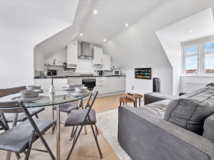 2 Bed Flat, Oakleigh Road, N20