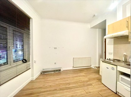 Studio Flat, West Hendon Broadway, NW9