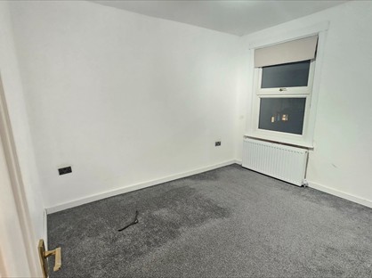 3 Bed Terraced House, Northbank Road, E17