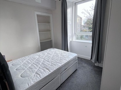 2 Bed Flat, Pirrie Street, EH6