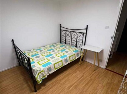 Room in a Shared House, Erskine Crescent, N17