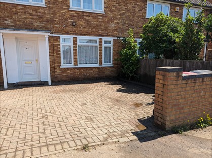 3 Bed Semi-Detached House, Verney Road, SL3