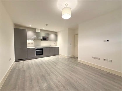 2 Bed Flat, Towergate House, MK9