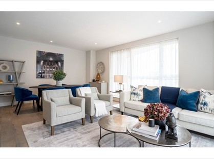 1 Bed Flat, Westferry Circus, E14