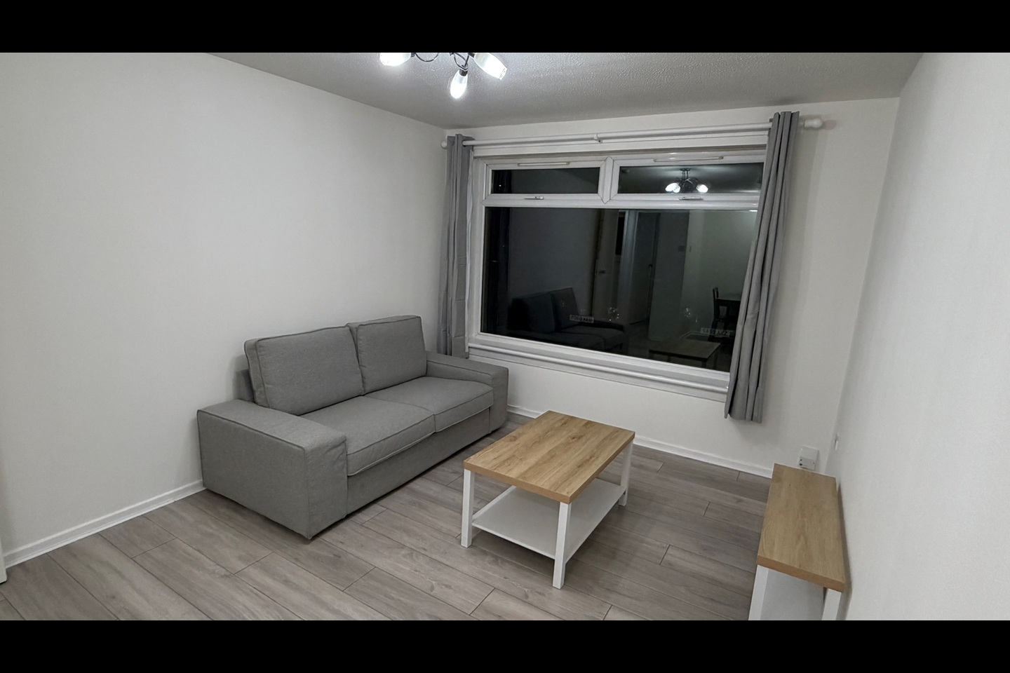 1 Bed Flat, North Fort St, EH6 photo 5