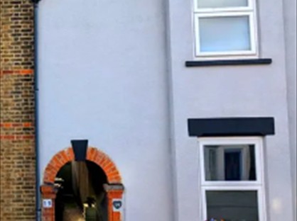 2 Bed Terraced House, Acacia Road, BR3