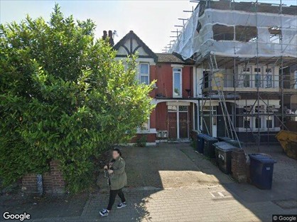 Room in a Shared House, Manor Park Crescent, HA8