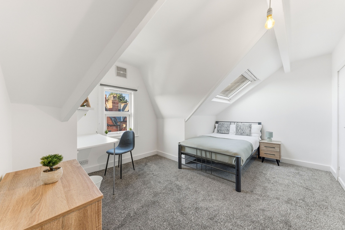 Room in a Shared House, Winston Gardens, LS6