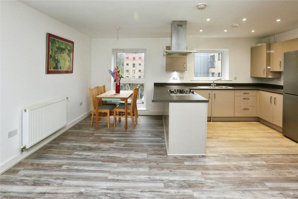 Additional image 5 of 2 Bed Flat, Mansfield Park Street, SO18, N1 7GU