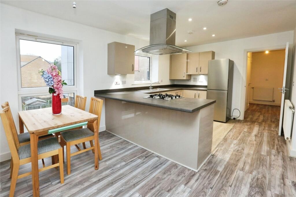 2 Bed Flat, Mansfield Park Street, SO18, N1 7GU
