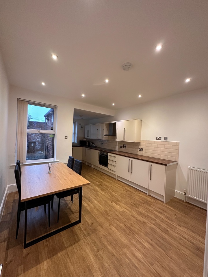 Additional image 2 of Room in a Shared House, Sheffield, S11, N1 7GU