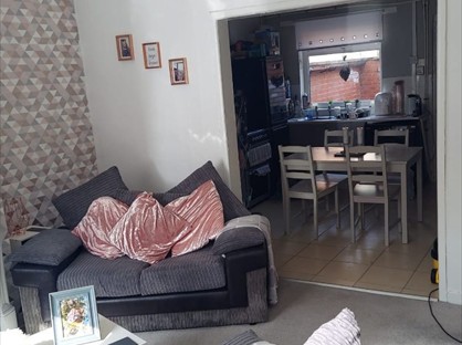 2 Bed Terraced House, Levens Street, M40