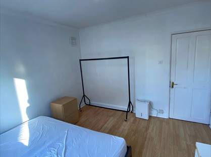 Room in a Shared Flat, Dunnico House, SE17