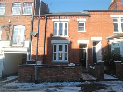 4 Bed Terraced House, Harborough Road, NN10