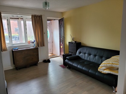 1 Bed Semi-Detached House, Colyers Reach, CM2