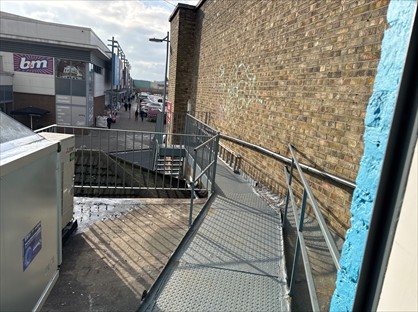 1 Bed Flat, High Street Strood, ME24