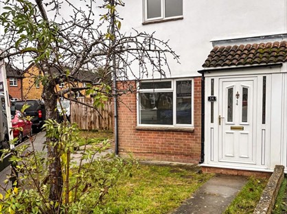 3 Bed End Terrace, Meadow Way, HP20