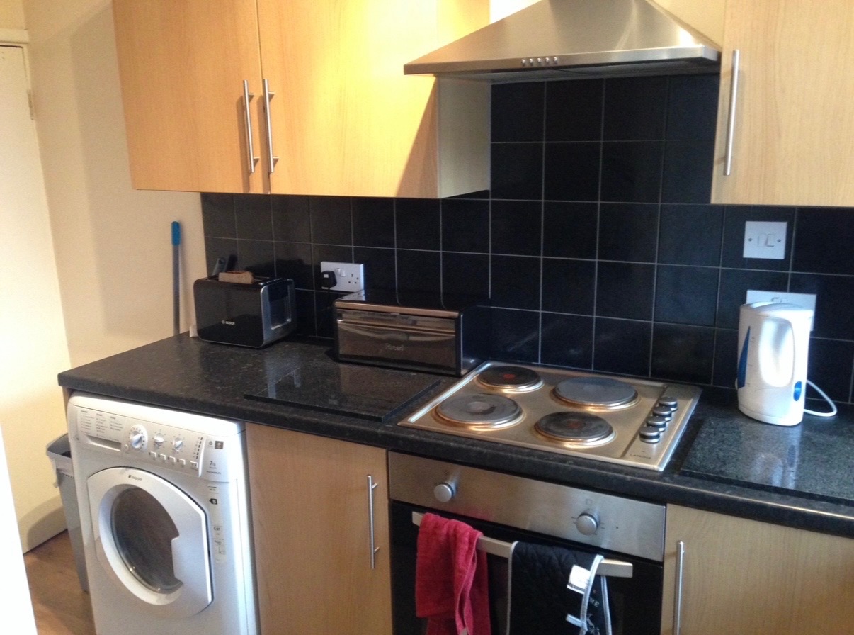 Room in a Shared House, Stanmore View, LS4 photo 5