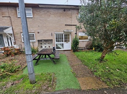 2 Bed Terraced House, Bedwell Crescent, SG1