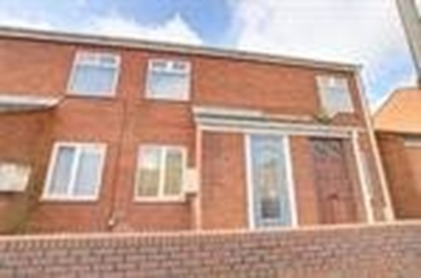 Bishop Auckland - 2 Bed Flat, Rosemount Court, DL14 - To Rent Now for £ ...