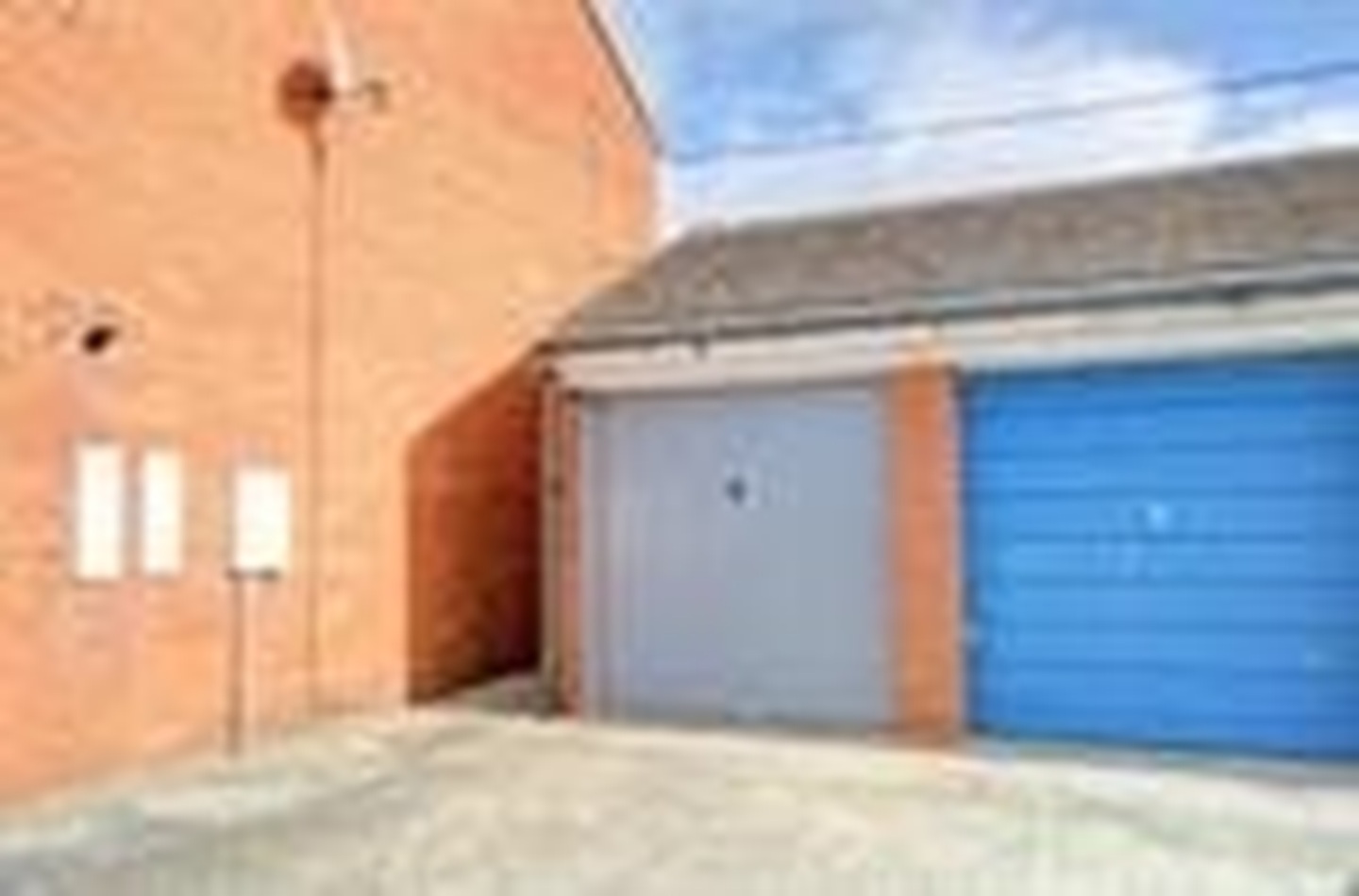 Bishop Auckland - 2 Bed Flat, Rosemount Court, DL14 - To Rent Now for £ ...