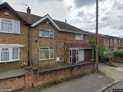 4 Bed Semi-Detached House, Hilliards Road, UB8