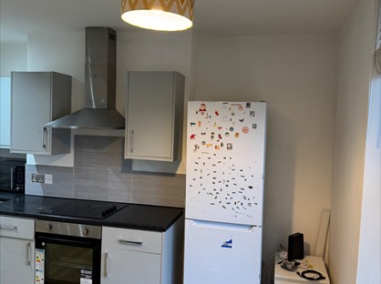 1 Bed Flat, Newport Rd, CF24