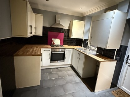 2 Bed Terraced House, Gwernllwyn Terrace, CF43